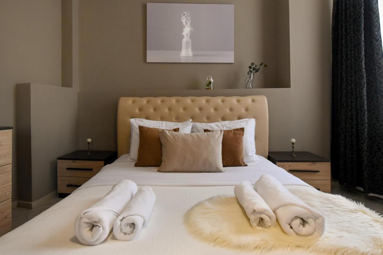 Amazing Location & Elegant Apt - Old Town Leilighet Bucureşti Eksteriør bilde